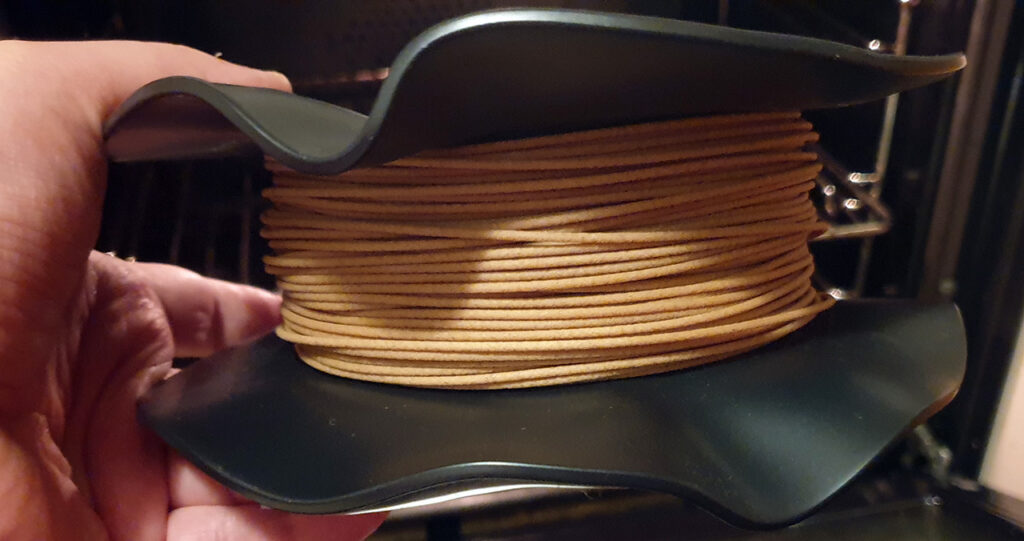 Using an oven to dry filament